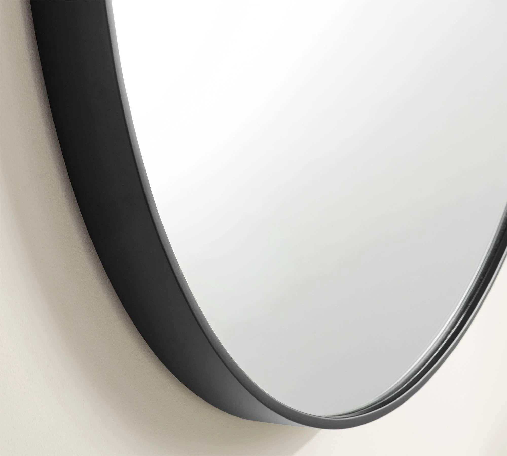 Luxury Hotel Bathroom Vanity Washroom Mirror Circle Mirror Round Wall Metal Frame Mirror